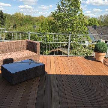 Hardhouten vlonder
